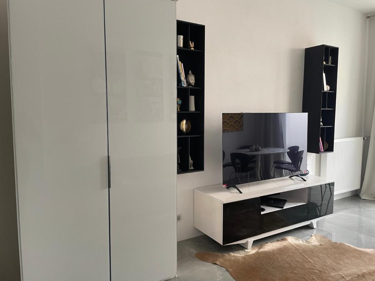 Luxury 60M2 Appartement In Wilhelmstadt Berlin Exterior photo